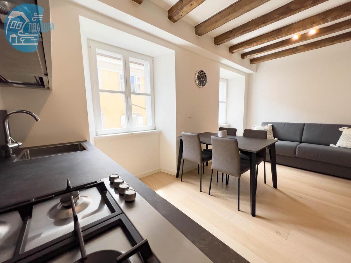 Cavana 10 Tirabora Short Rent Trieste Esterno foto